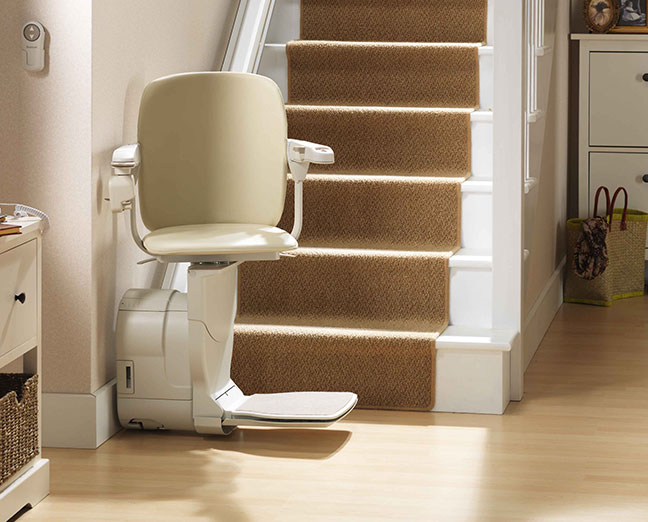 silla salvaescaleras con asiento giratorio